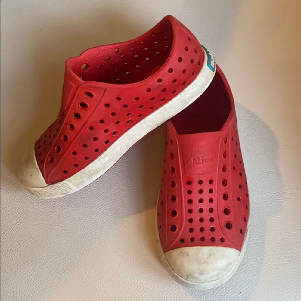 Boys Native shoes size C11